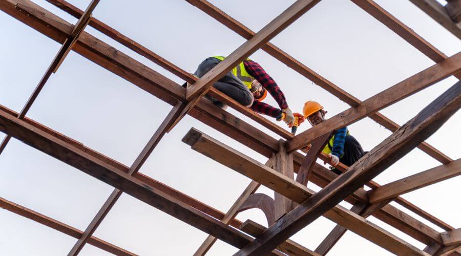 Expert new roof installation services in Fredonia, KS